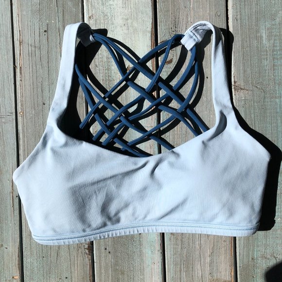 Lululemon Free to Be Strappy Bra - Picture 3 of 8